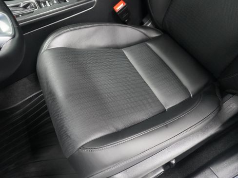 Used 2024 Honda Civic Sport Touring image 11