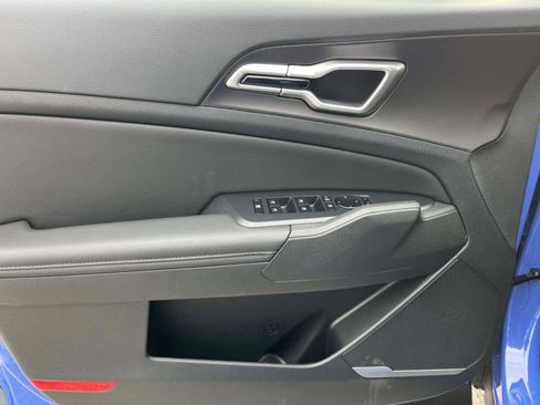 New 2026 Kia Sportage EX w/ EX Panorama Roof Package image 22