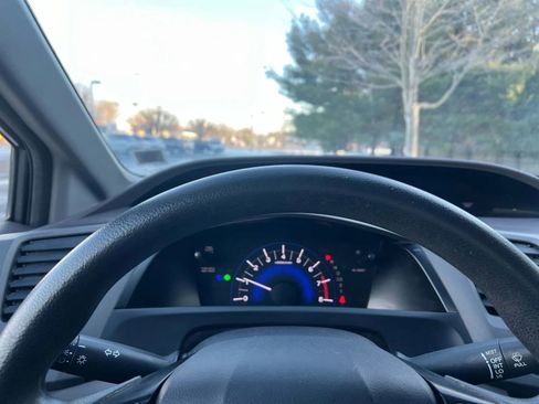 Used 2012 Honda Civic LX image 16