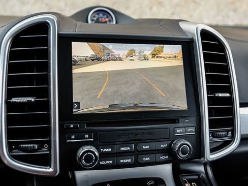 Used 2018 Porsche Cayenne GTS w/ Premium Package Plus image 23