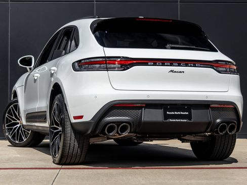 Certified 2026 Porsche Macan AWD/4WD image 3
