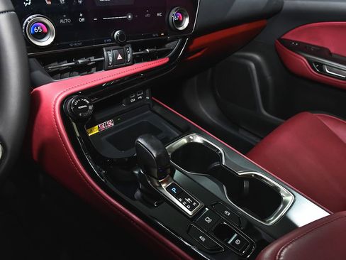 Used 2024 Lexus NX 250 FWD image 41