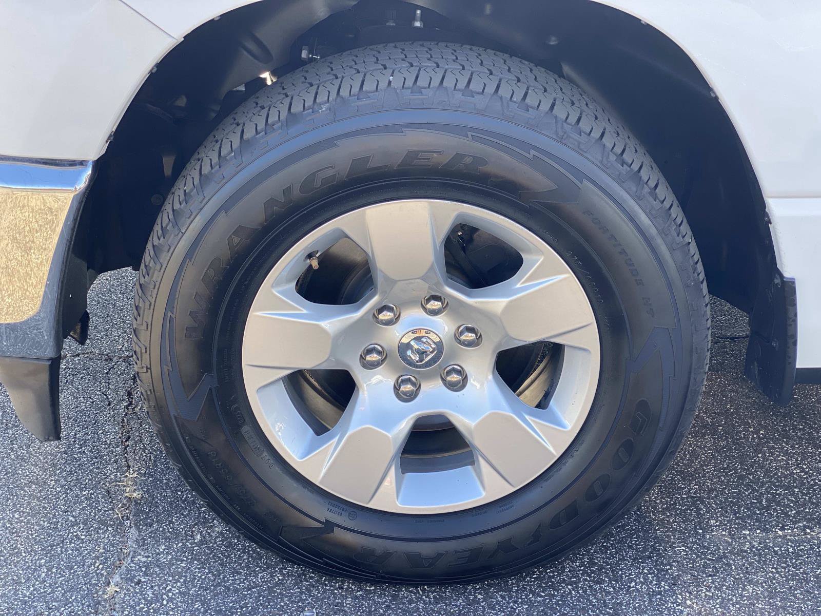 Used 2022 RAM 1500 Big Horn RWD image 11