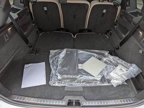 New 2026 Volvo XC90 B5 Core AWD/4WD image 26