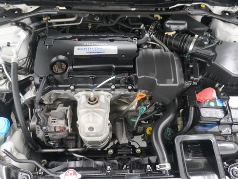 Used 2013 Honda Accord EX image 29