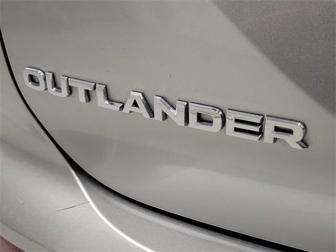 Used 2022 Mitsubishi Outlander SEL image 7