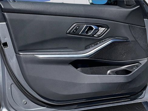 Used 2025 BMW 330i xDrive Sedan image 19