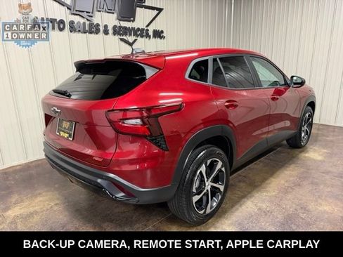 Used 2025 Chevrolet Trax RS w/ Driver Confidence Package FWD image 8