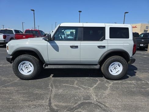 New 2026 Ford Bronco Heritage Edition AWD/4WD image 2