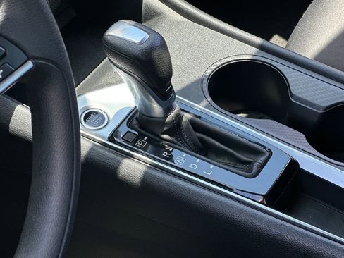 Used 2019 Nissan Altima 2.5 S FWD image 19