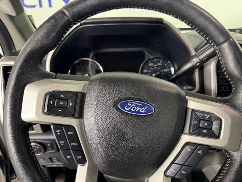 Used 2019 Ford F250 Lariat w/ Lariat Ultimate Package image 21
