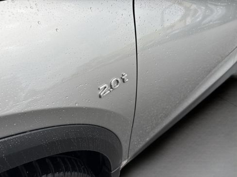 Used 2018 INFINITI QX30 Premium w/ Cargo Package image 16