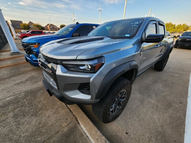 Used 2026 Chevrolet Colorado ZR2 AWD/4WD image 3