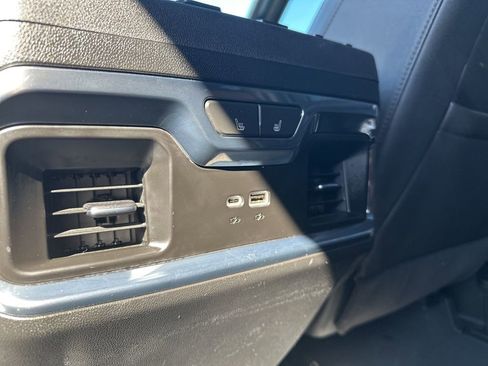 Used 2024 Chevrolet Silverado 2500 High Country w/ Technology Package image 39