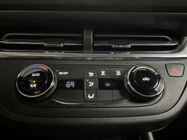 Certified 2024 Buick Envista Preferred w/ Convenience II Package FWD image 17