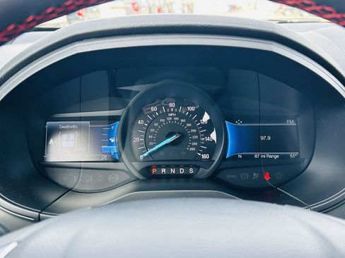 Used 2024 Ford Edge ST-Line image 17