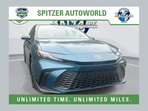 New 2026 Toyota Camry SE FWD image 1