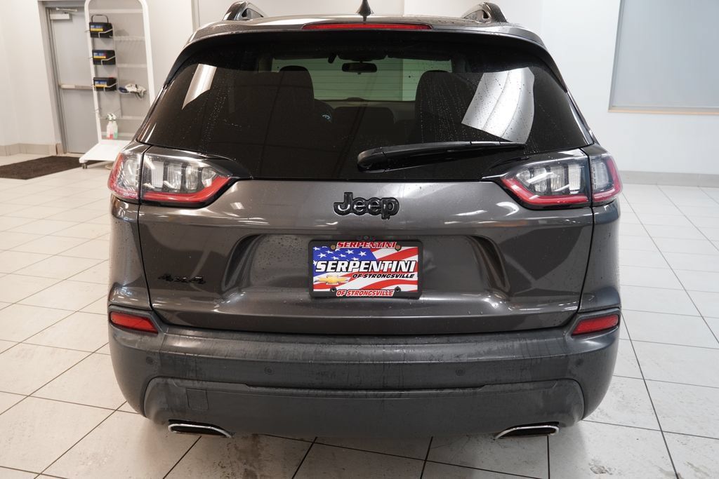 Used 2019 Jeep Cherokee Latitude Plus AWD/4WD image 10