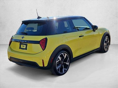 Used 2025 MINI Cooper S image 5