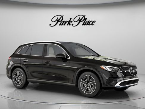 Certified 2026 Mercedes-Benz GLC 300 4MATIC image 35