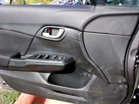 Used 2015 Honda Civic SE image 22