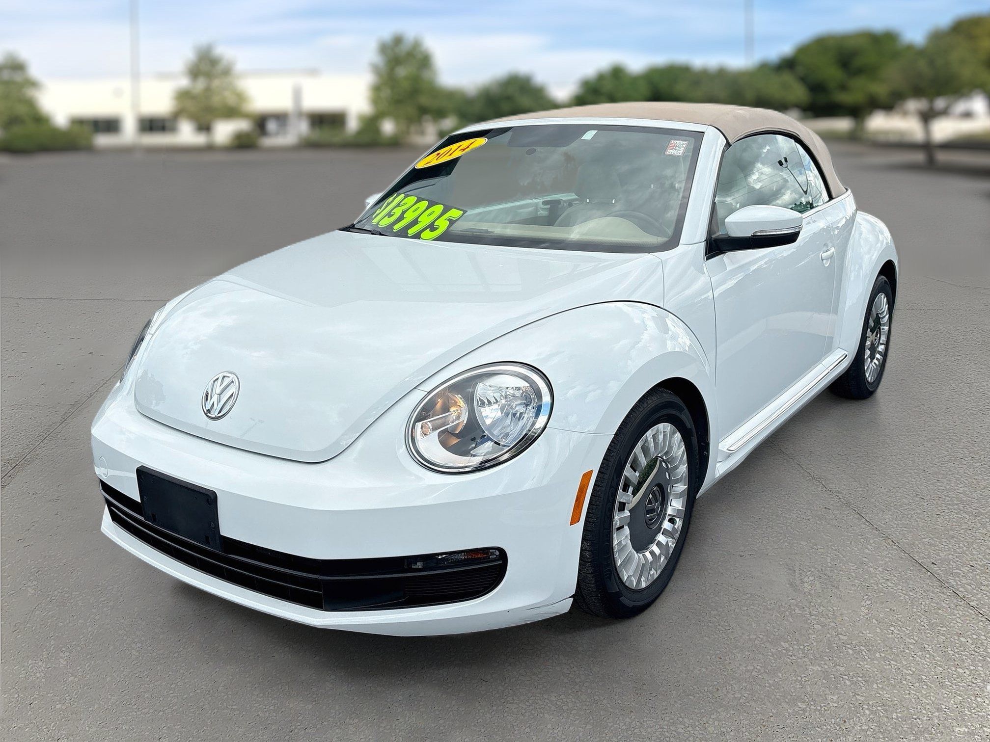 Used 2014 Volkswagen Beetle 1.8T FWD image 5