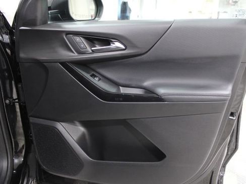 Used 2025 Chevrolet Equinox LT image 26