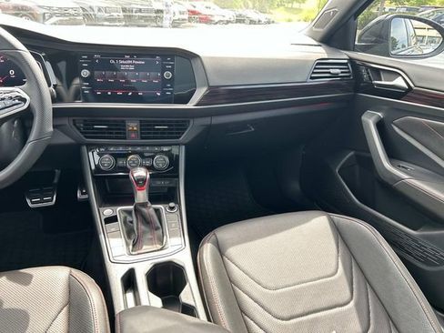 Used 2024 Volkswagen Jetta GLI Autobahn FWD image 16