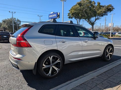 Used 2023 Volvo XC60 B5 Ultimate w/ Climate Package image 6