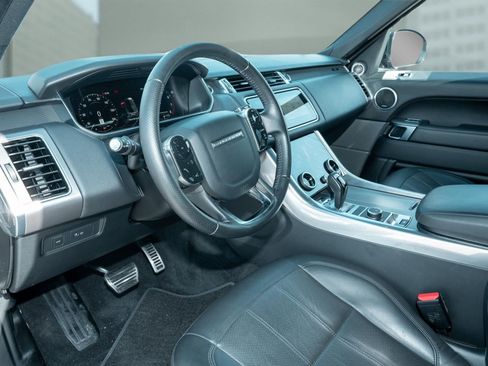 Used 2022 Land Rover Range Rover Sport HST image 5