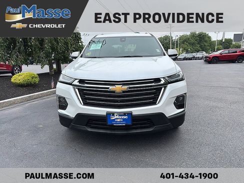Certified 2023 Chevrolet Traverse LT w/ Rear Camera Mirror Package AWD/4WD image 3