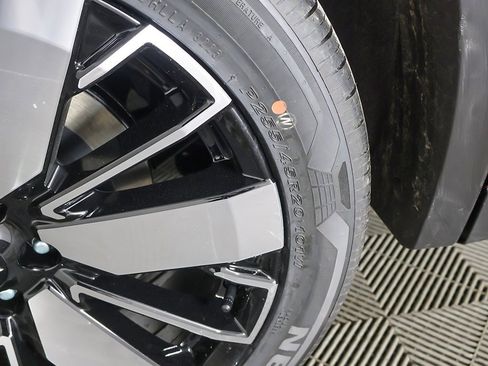 New 2026 Mitsubishi Outlander SE image 25