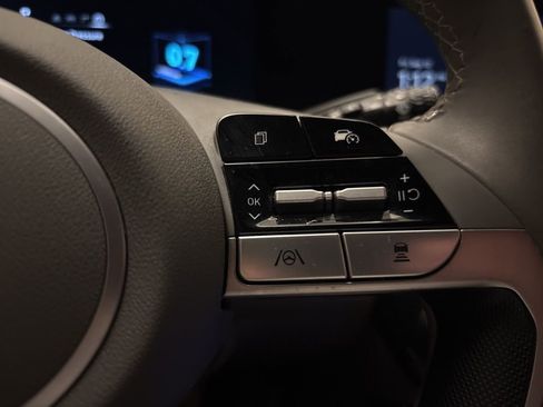 Used 2024 Hyundai Elantra SEL w/ Convenience Package image 18