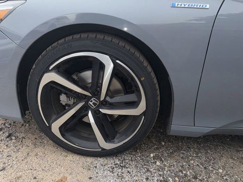 Used 2022 Honda Accord Sport image 11