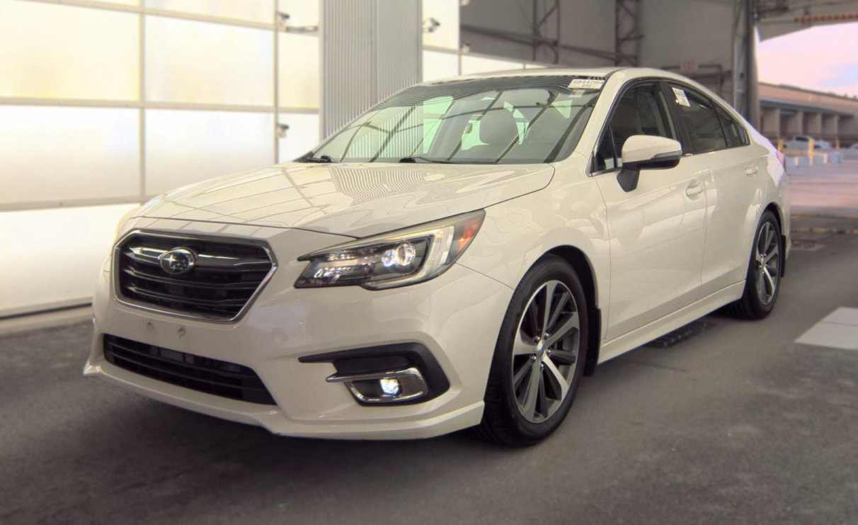 Used 2018 Subaru Legacy 3.6R Limited AWD/4WD image 1