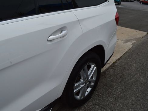Used 2015 Mercedes-Benz GL 320 BlueTEC 4MATIC image 4