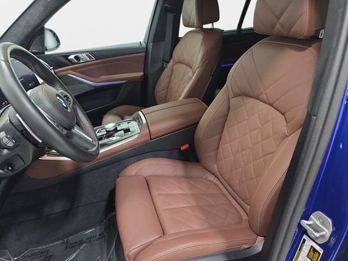 Used 2026 BMW X5 M60i AWD/4WD image 11