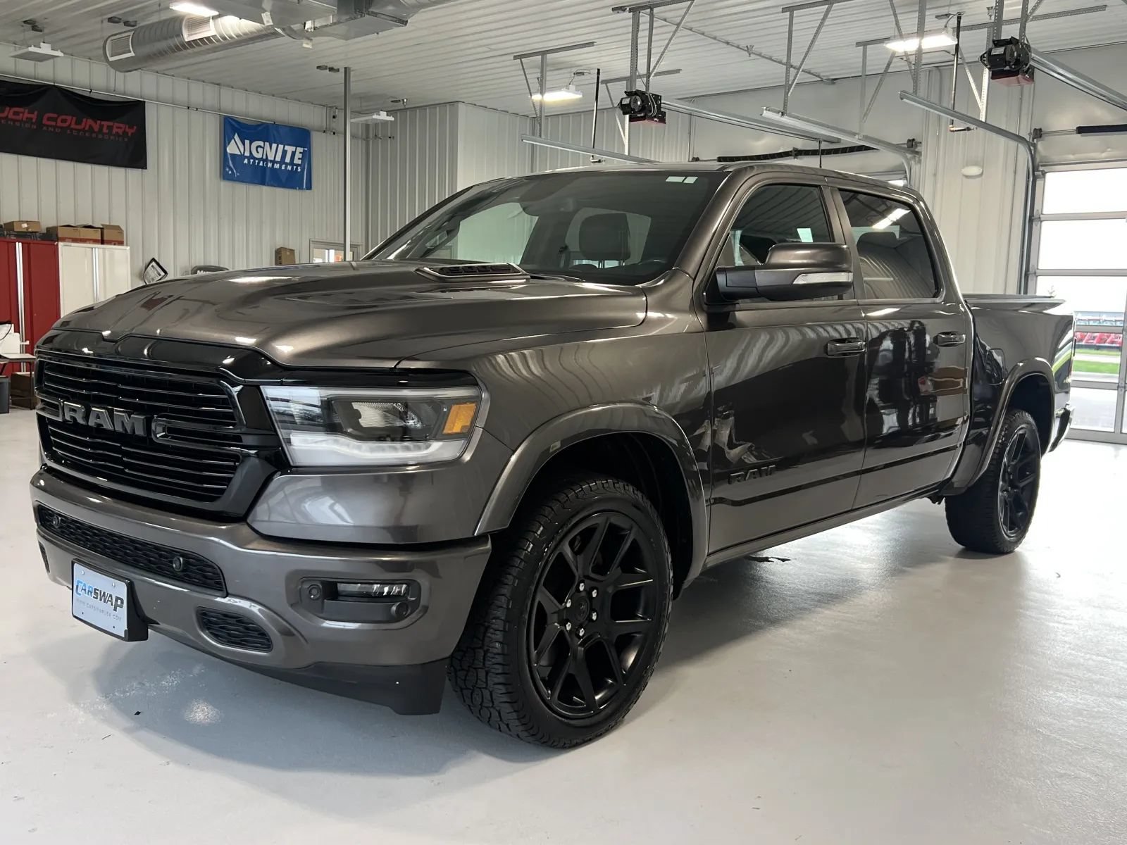 Used 2020 RAM 1500 Laramie AWD/4WD image 6