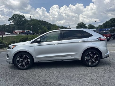 Used 2019 Ford Edge ST w/ Equipment Group 401A AWD/4WD image 4