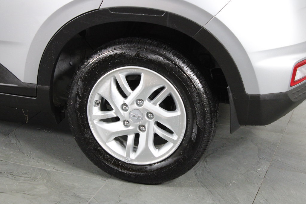 Certified 2026 Hyundai Venue SE FWD image 15