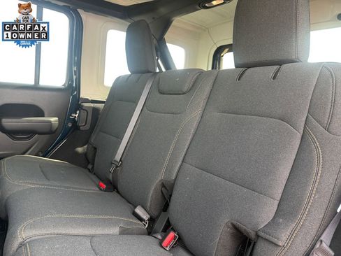 Certified 2025 Jeep Wrangler Sport S image 14