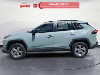 Used 2022 Toyota RAV4 XLE w/ XLE Grade Weather Package AWD/4WD video 2