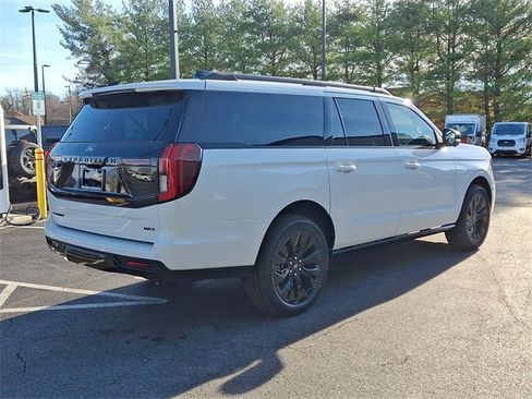 New 2025 Ford Expedition Max Platinum w/ Stealth Appearance Package image 3