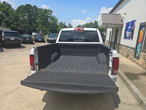 Used 2015 RAM 1500 Sport w/ Convenience Group image 16