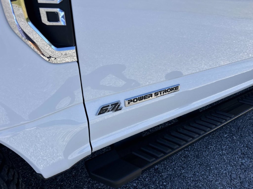 Used 2022 Ford F250 XLT w/ XLT Value Package AWD/4WD image 39