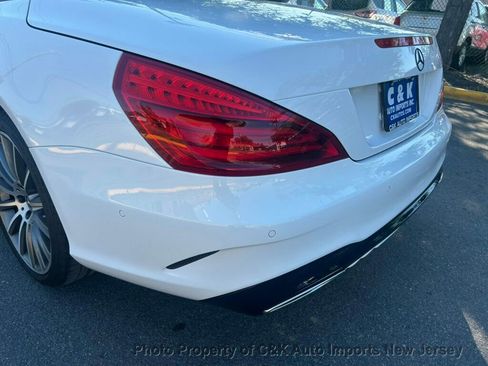 Used 2018 Mercedes-Benz SL 550 image 27