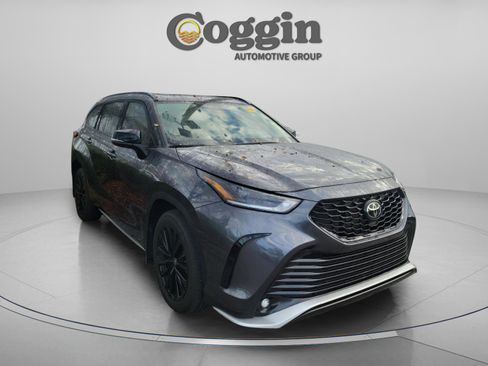 Used 2025 Toyota Highlander XSE image 7