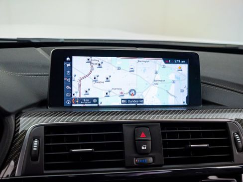 Used 2018 BMW M3 RWD image 30