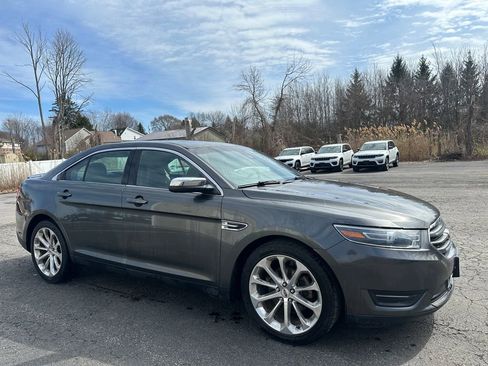 Used 2016 Ford Taurus Limited w/ Equipment Group 301A image 1