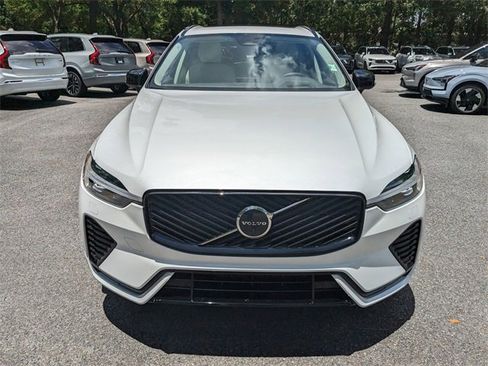 New 2026 Volvo XC60 B5 Ultra w/ Protection Package Premier image 9